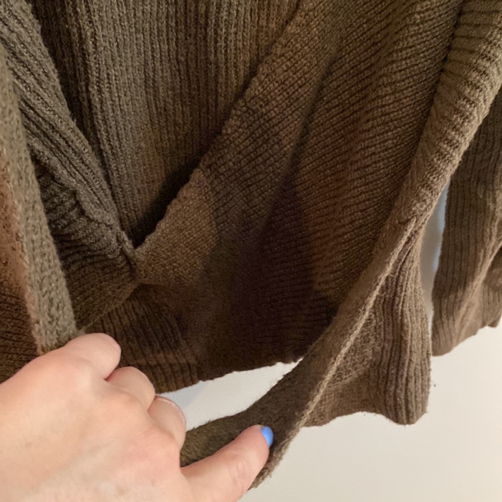Open back sweater - Picture 4 of 4